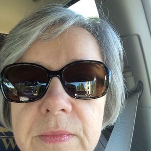 Meet your Posher, Christine